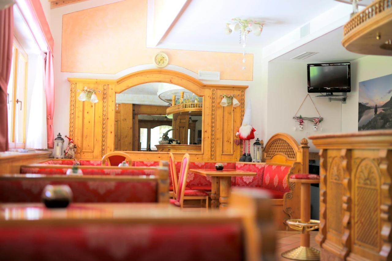 Hotel Fantelli Folgarida Kültér fotó