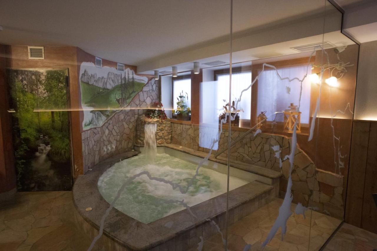 Hotel Fantelli Folgarida Kültér fotó