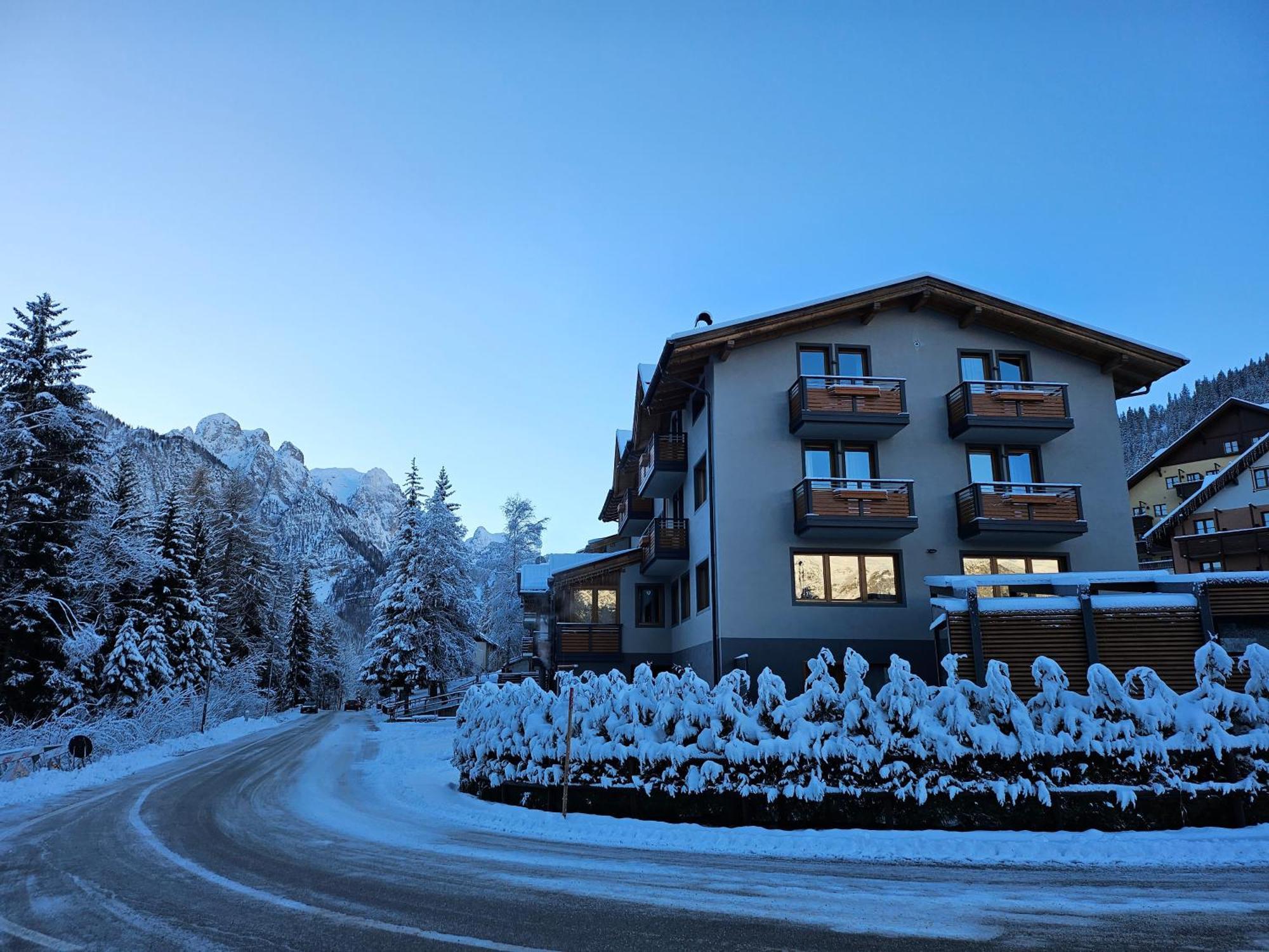 Hotel Fantelli Folgarida Kültér fotó