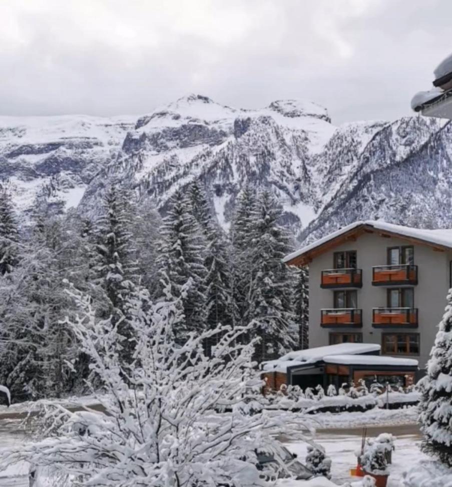 Hotel Fantelli Folgarida Kültér fotó