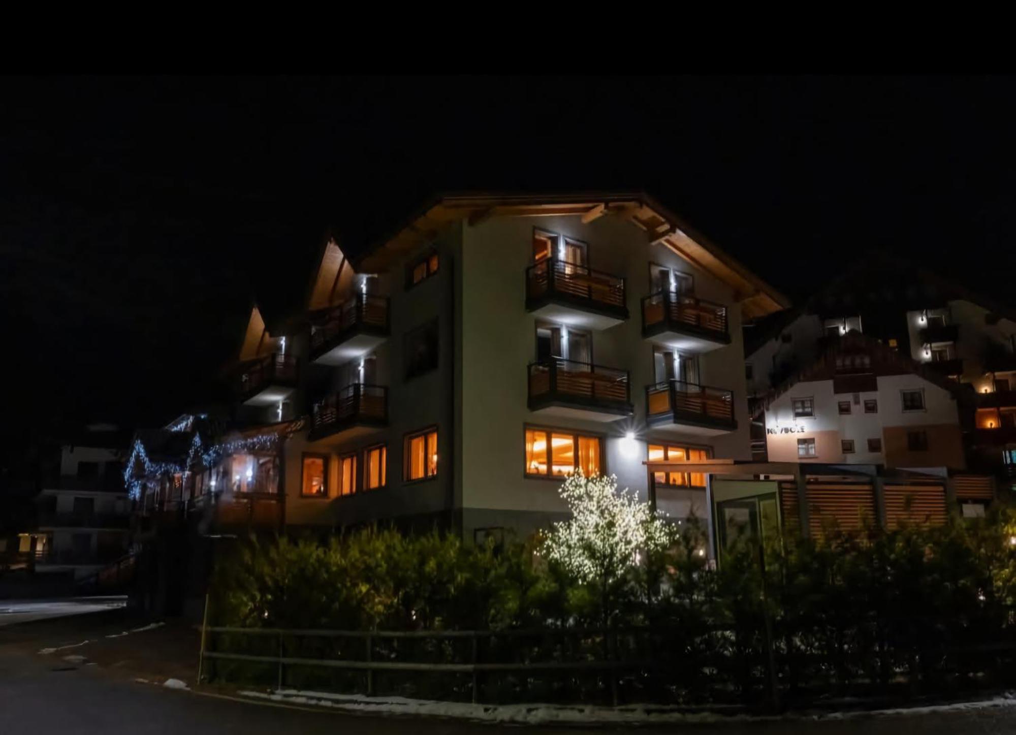 Hotel Fantelli Folgarida Kültér fotó